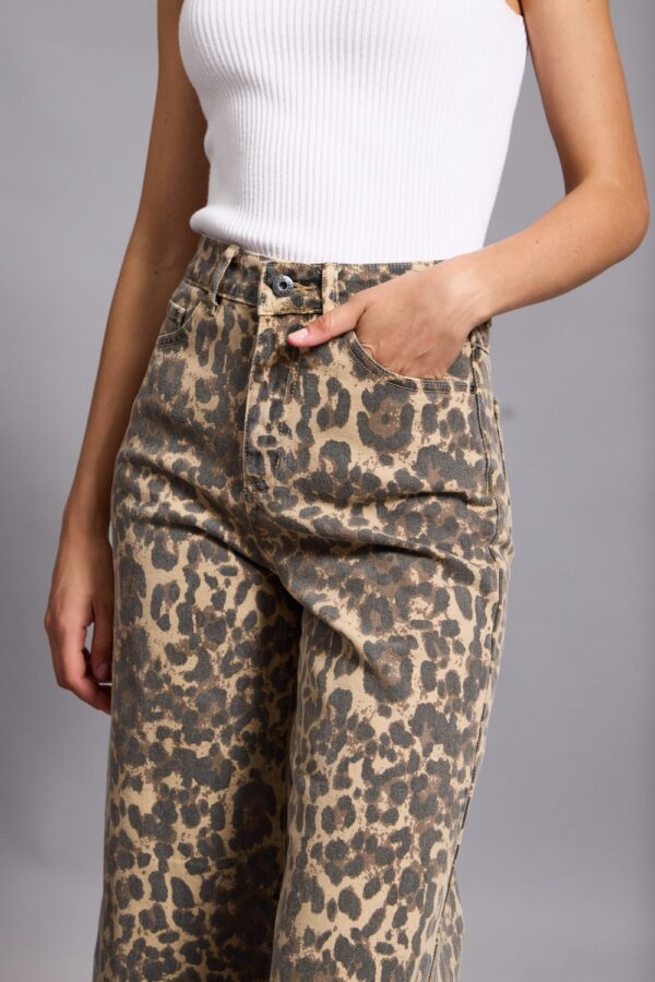 Y London leona leopard flare jeans2